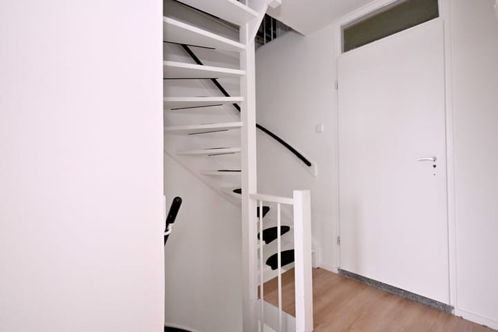 Foto 30 van Johan de Wittstraat 7