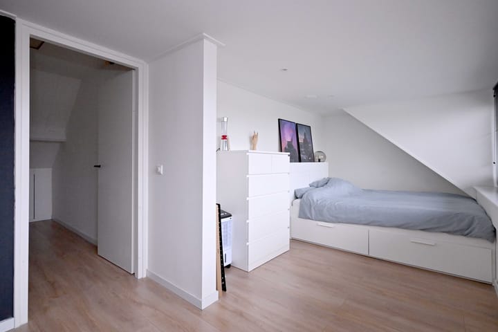 Foto 34 van Johan de Wittstraat 7