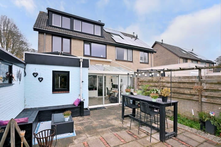 Foto 38 van Johan de Wittstraat 7