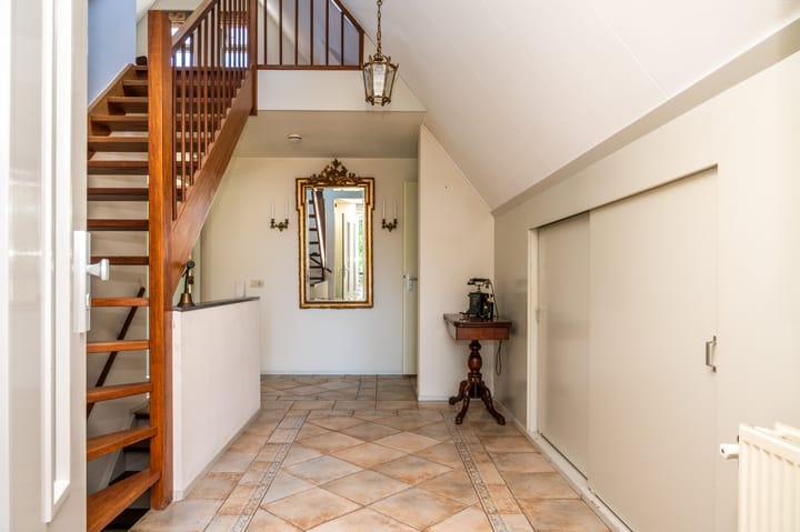 Foto 10 van Loeffenstraat 30