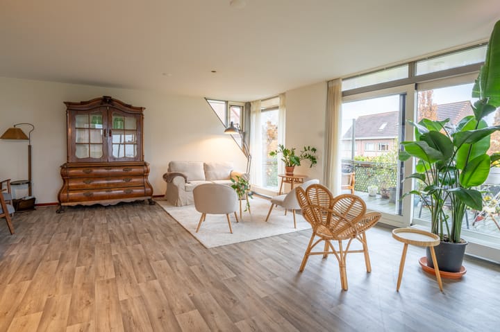 Foto 14 van Loeffenstraat 30