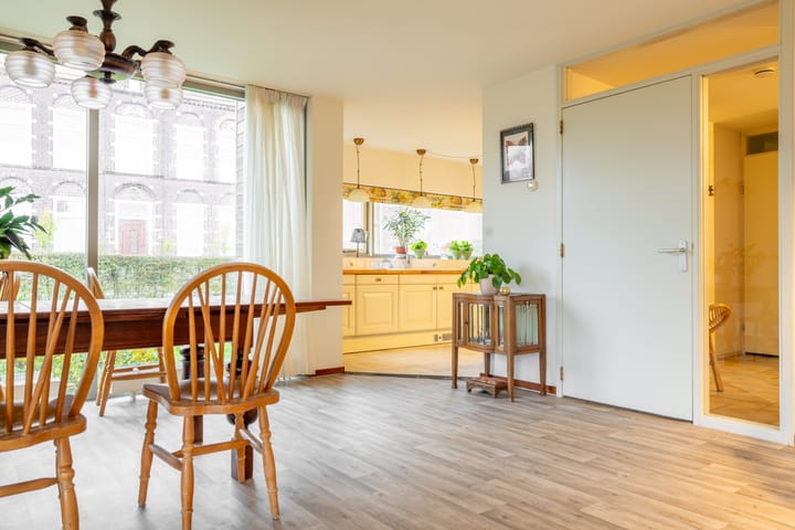 Foto 17 van Loeffenstraat 30