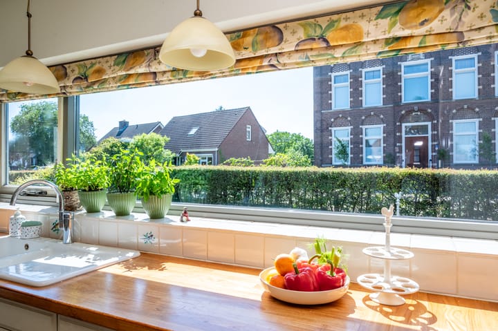 Foto 22 van Loeffenstraat 30