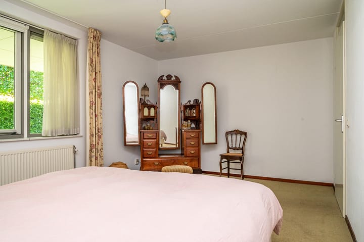 Foto 34 van Loeffenstraat 30