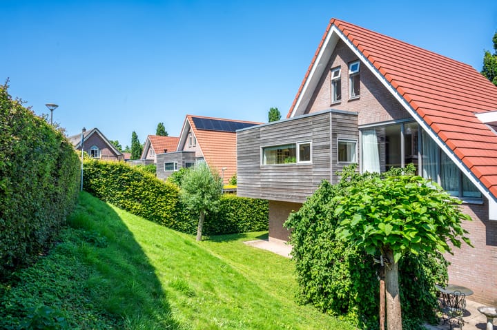 Foto 49 van Loeffenstraat 30