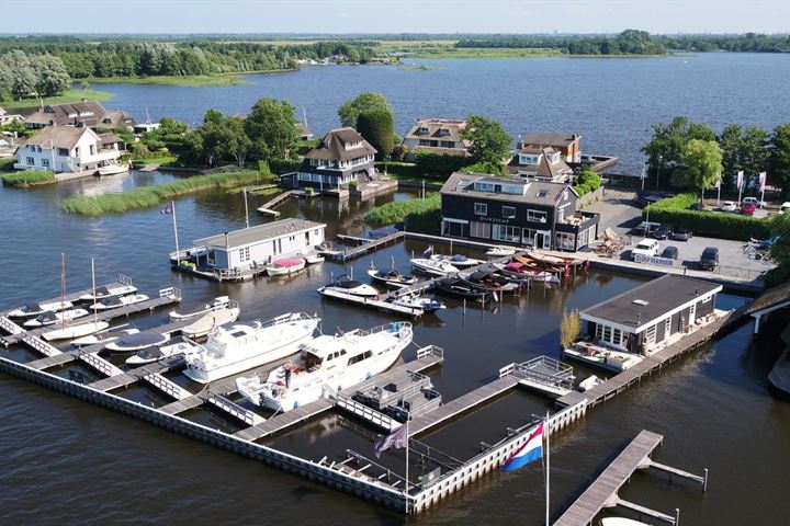 Bekijk foto 48 van Nieuw-Loosdrechtsedijk 240-B