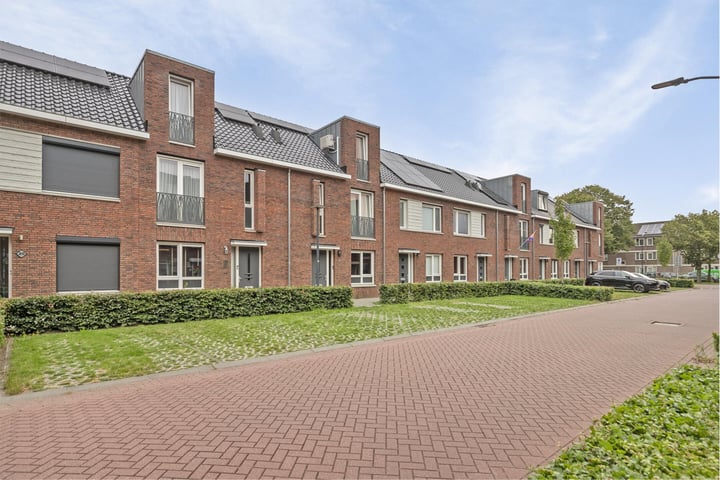 Bekijk foto 5 van Santrijnhof 18