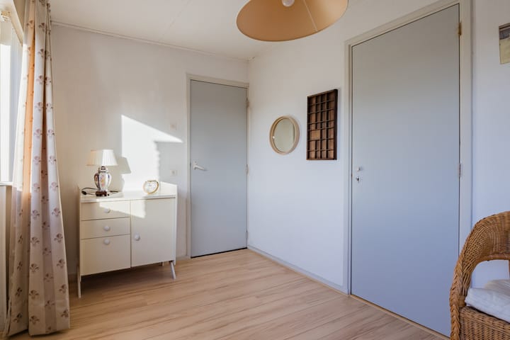 Foto 32 van Van Riebeekstraat 18