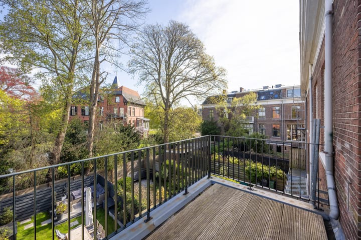 Foto 30 van Floraplein 7