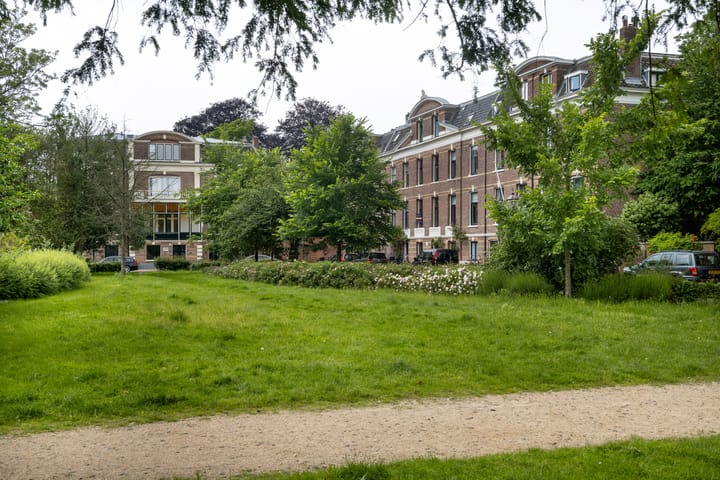 Foto 48 van Floraplein 7