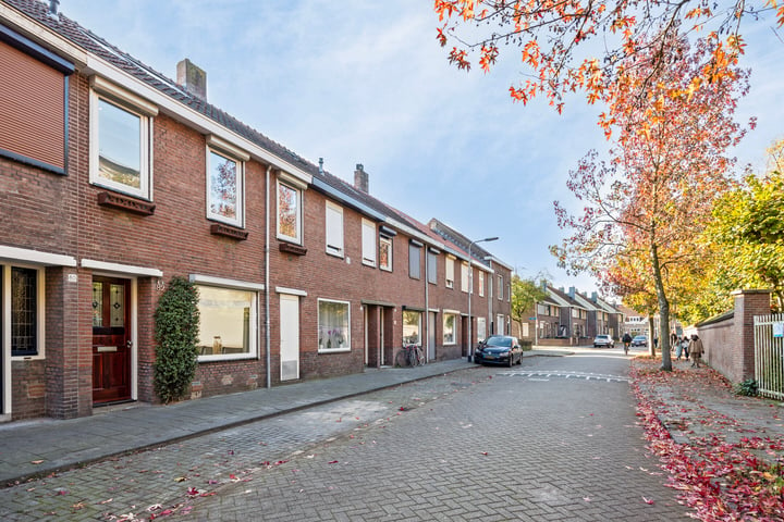 Bekijk foto 38 van Nieuwstraat 82