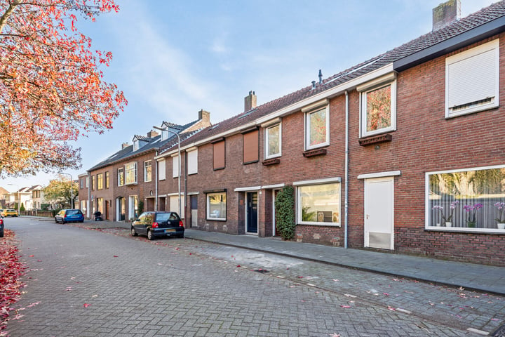 Bekijk foto 39 van Nieuwstraat 82