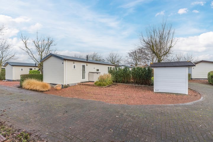 Photo 2 of Driehuizerweg 8-256