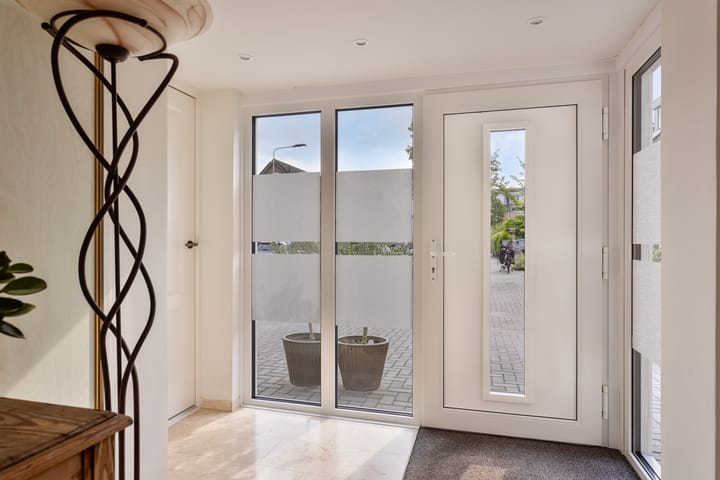 Photo 6 of Elvis Presleystraat 45