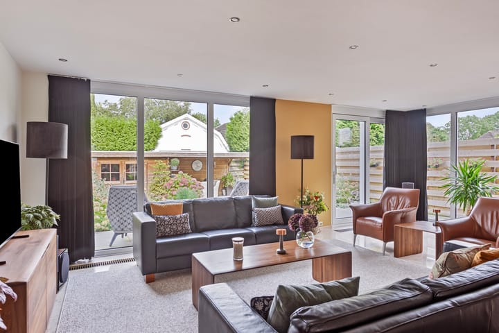 Photo 11 of Elvis Presleystraat 45