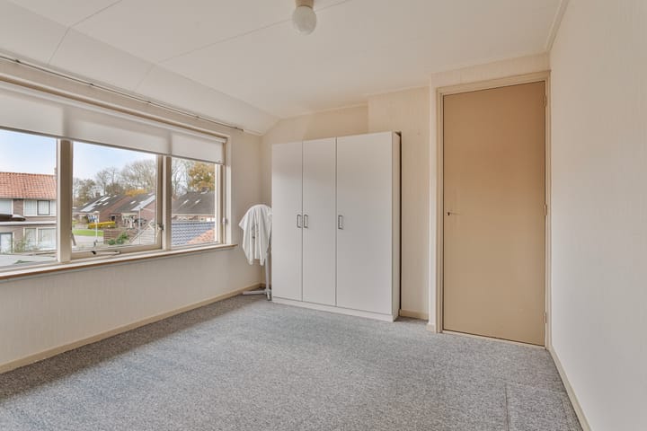 Foto 26 van Geert Luchesenstraat 6