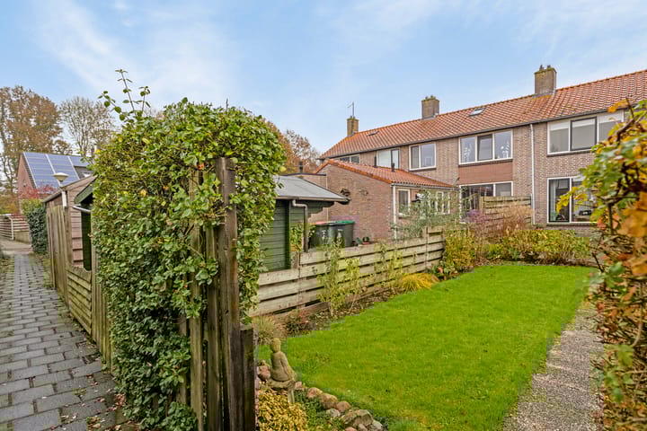 Foto 32 van Geert Luchesenstraat 6