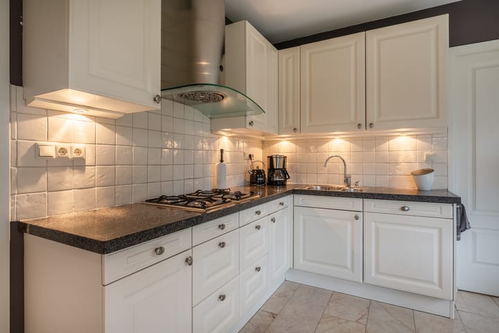 Photo 15 of Venkel 9