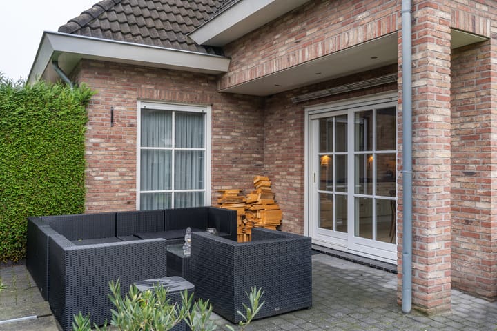 Photo 35 of Venkel 9