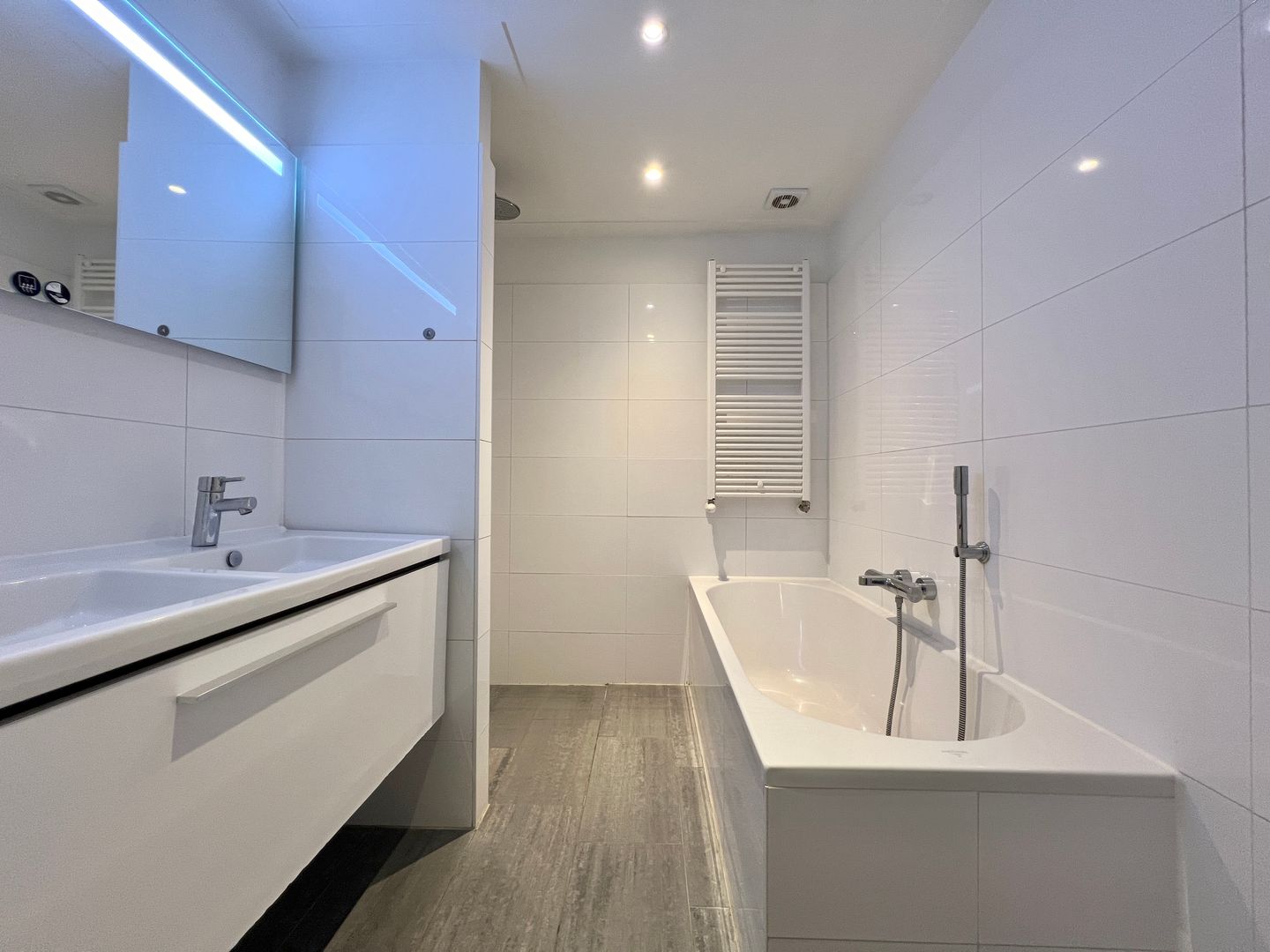 Photo 14 of Ruysdaelstraat 15-1