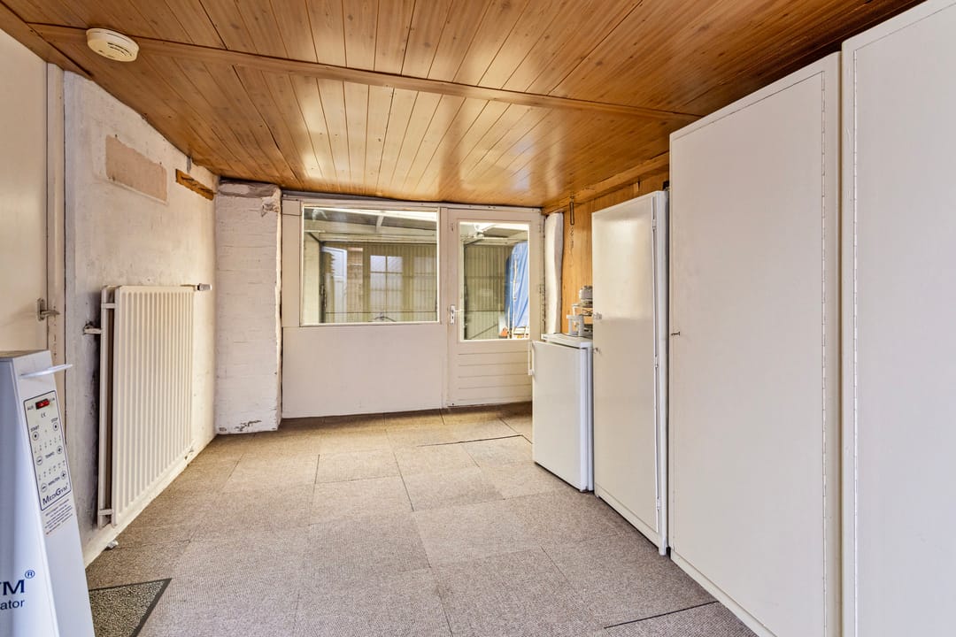 Photo 23 of Hazestraat 57