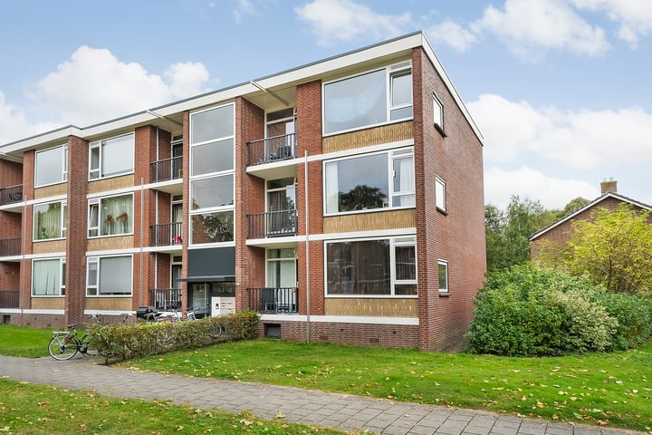 Donker Curtiusstraat 34