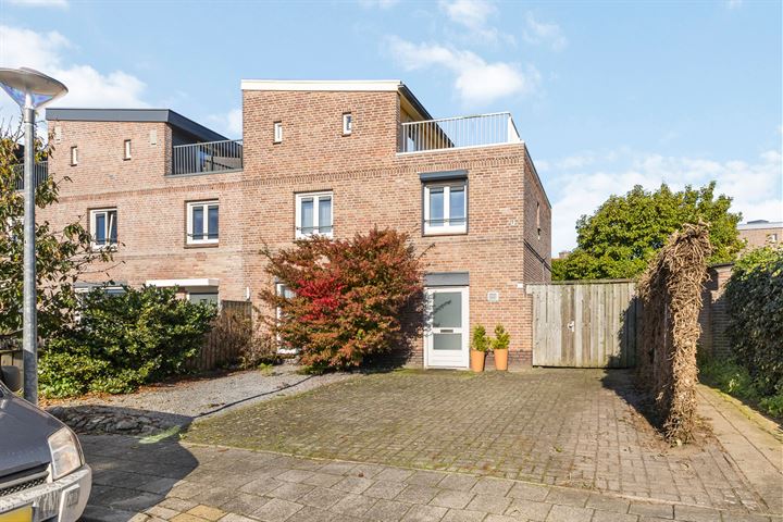 Bekijk foto 1 van Lambertusstraat 16