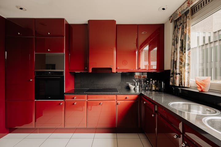 Photo 3 of Raphaëlstraat 7