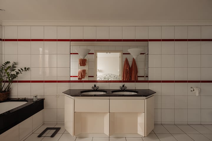 Photo 4 of Raphaëlstraat 7