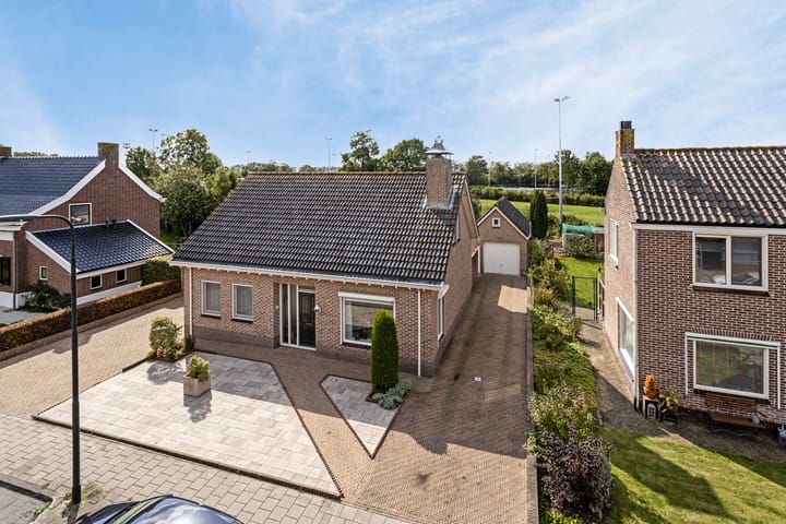 Photo 1 of Bou Kooijmanstraat 7