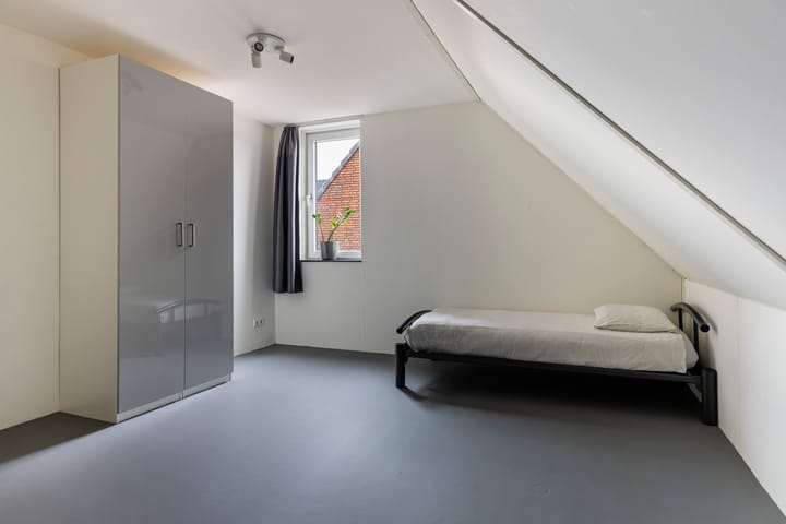 Foto 27 van Hof van Plettenburg 48