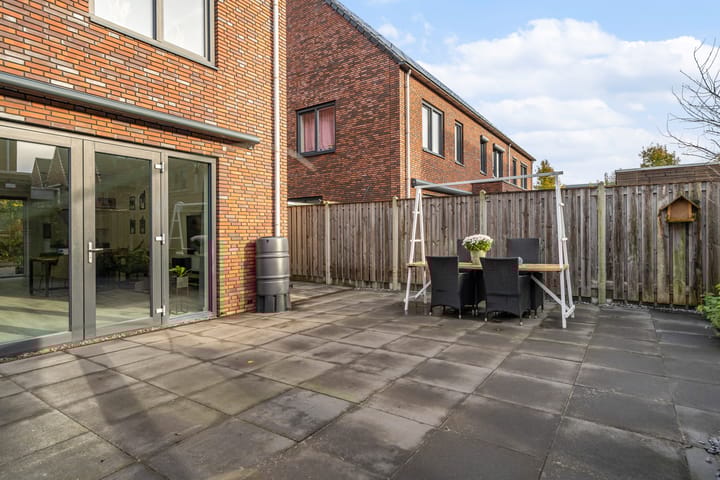 Foto 33 van Hof van Plettenburg 48