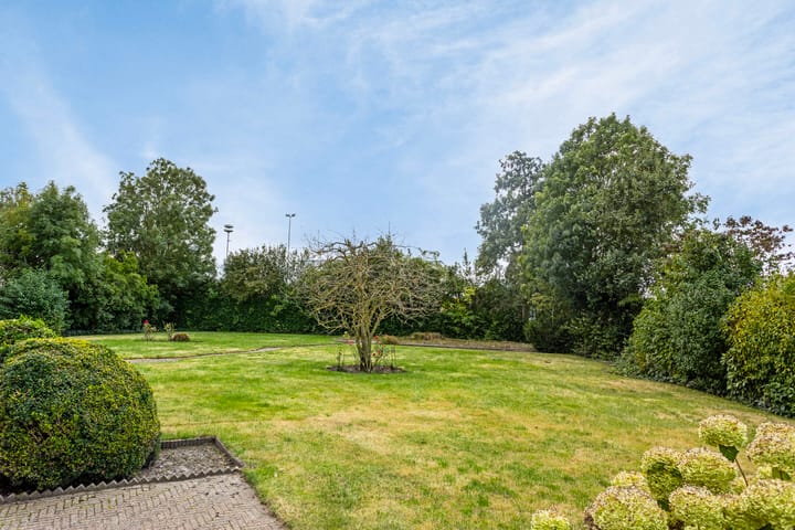 Photo 37 of Bou Kooijmanstraat 7