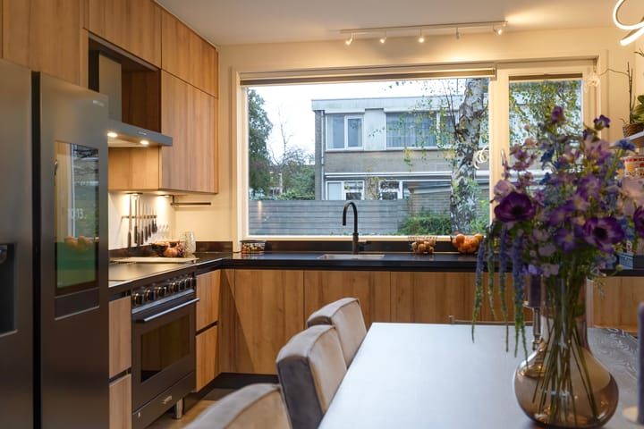 Foto 2 van President van Heelstraat 18