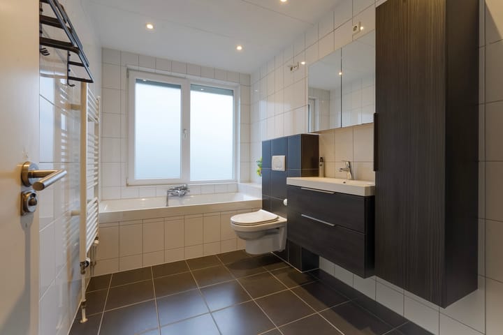 Photo 23 of President van Heelstraat 18