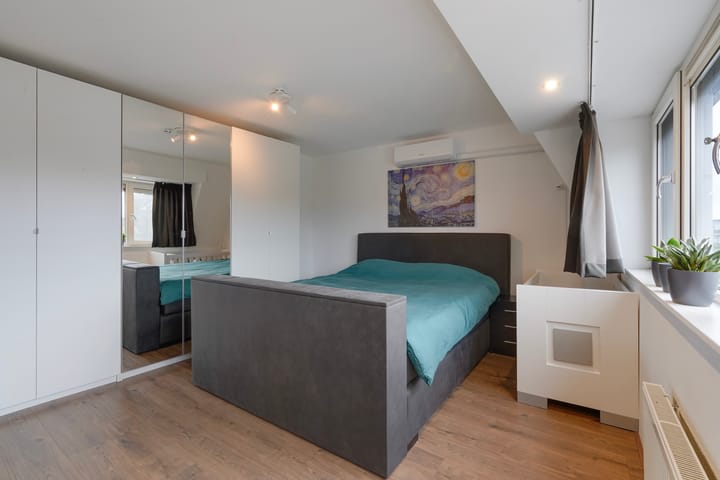 Photo 28 of President van Heelstraat 18