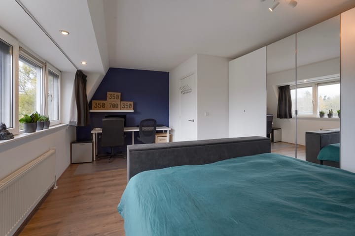 Photo 30 of President van Heelstraat 18