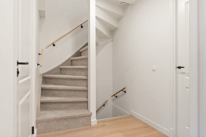 Photo 18 of Lekstraat 49