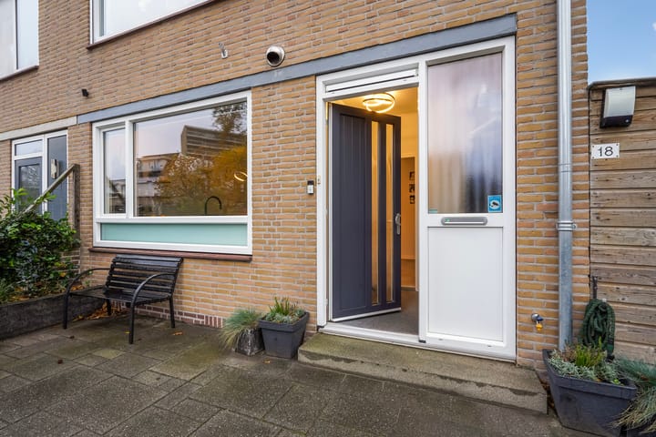 Photo 42 of President van Heelstraat 18