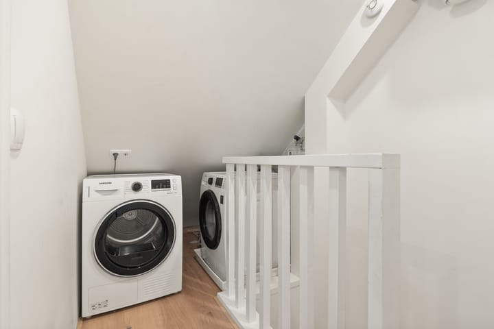 Photo 34 of Lekstraat 49