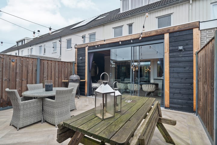 Photo 37 of Lekstraat 49