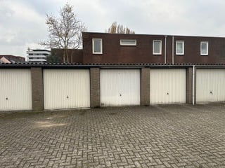 Bekijk foto 1 van Piusstraat 26-32