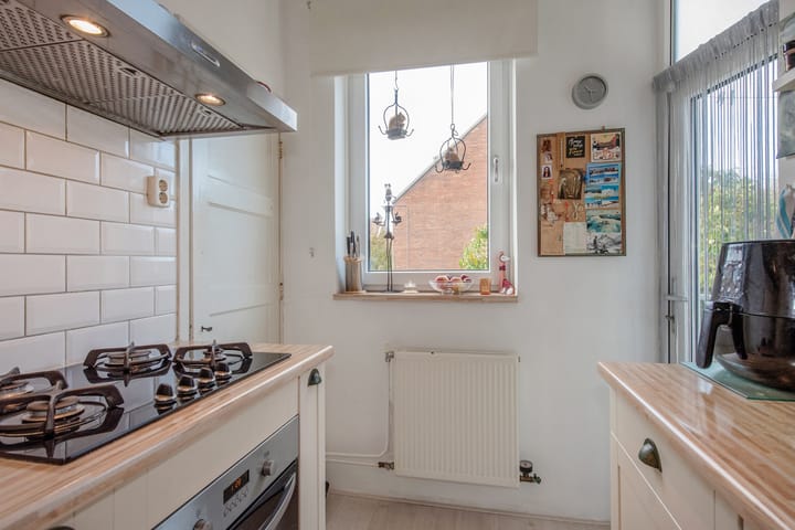 Photo 13 of Cliviastraat 1-A