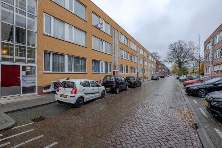 Foto 1 van Wieringerstraat 22-C