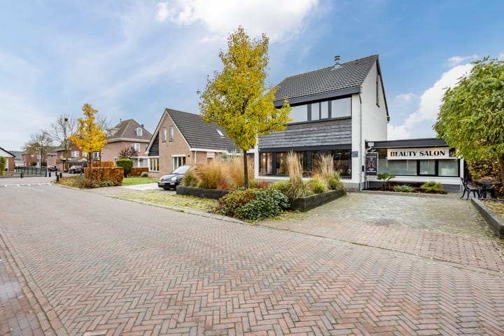 Foto 4 van Meidoornlaan 14