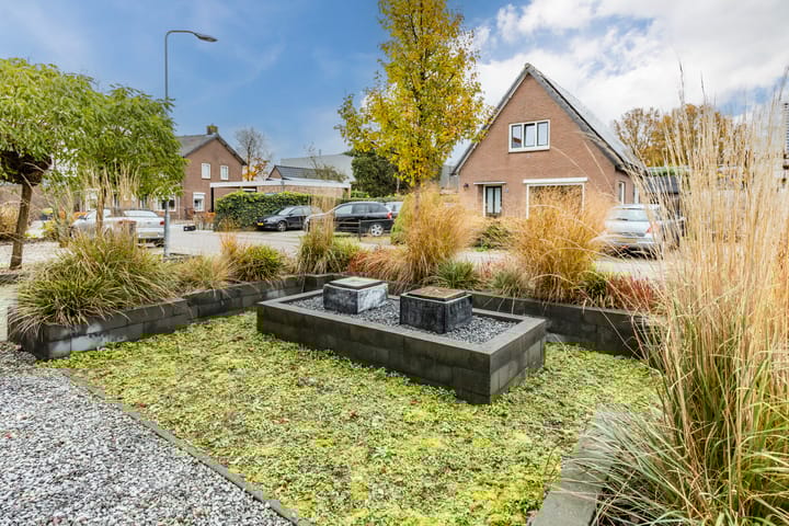 Foto 9 van Meidoornlaan 14