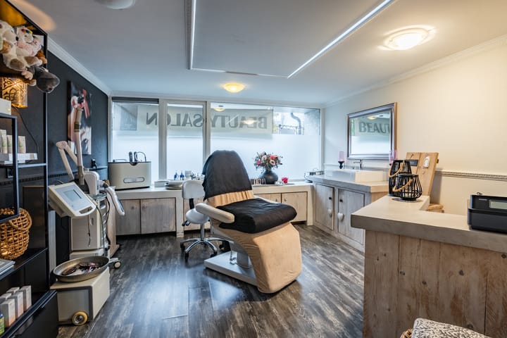 Foto 12 van Meidoornlaan 14