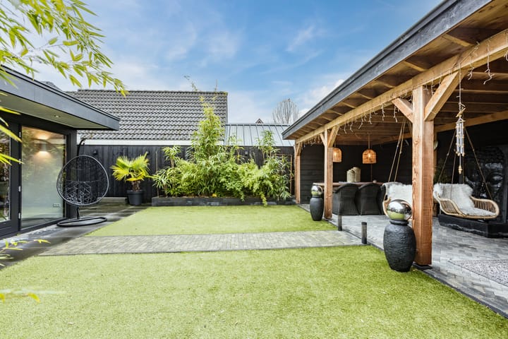 Foto 79 van Meidoornlaan 14