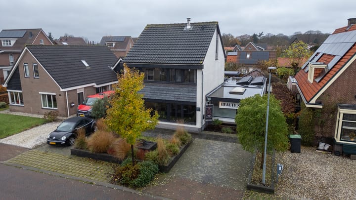 Foto 84 van Meidoornlaan 14