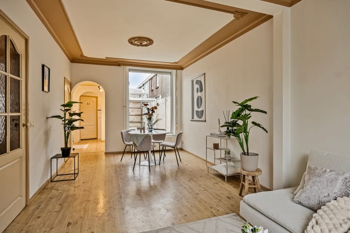 Foto 3 van Hoogtedwarsstraat 66